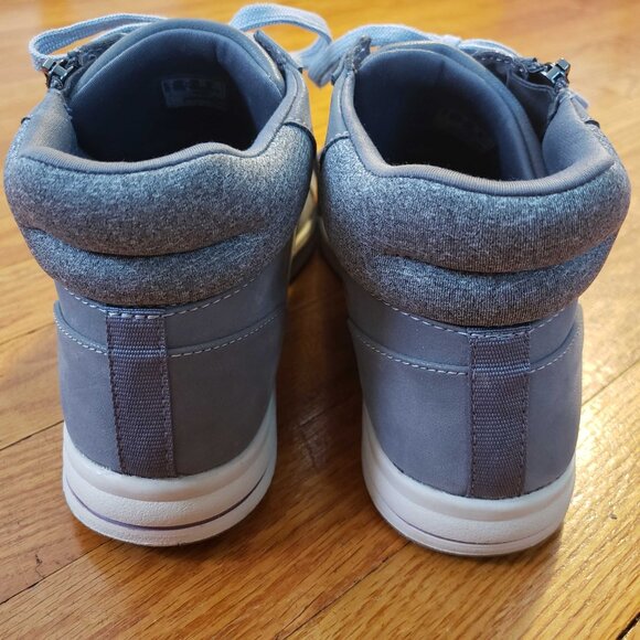 Clarks Cloudsteppers - Breeze Glide Shoes - Picture 4 of 9